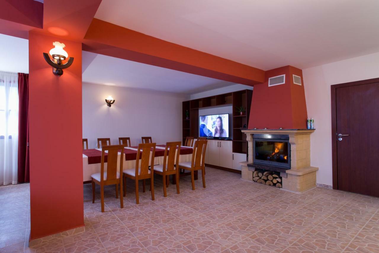 Holiday Home Paulovnia Asparukhovo  Ngoại thất bức ảnh