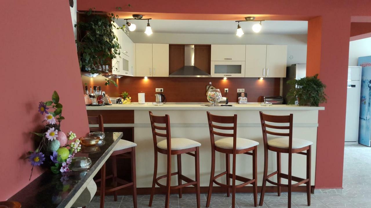 Holiday Home Paulovnia Asparukhovo  Ngoại thất bức ảnh